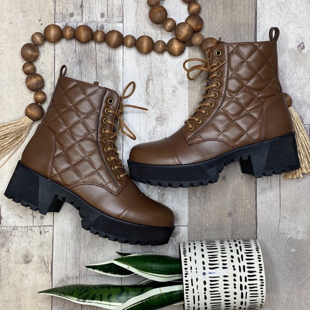 Women’s combat boots